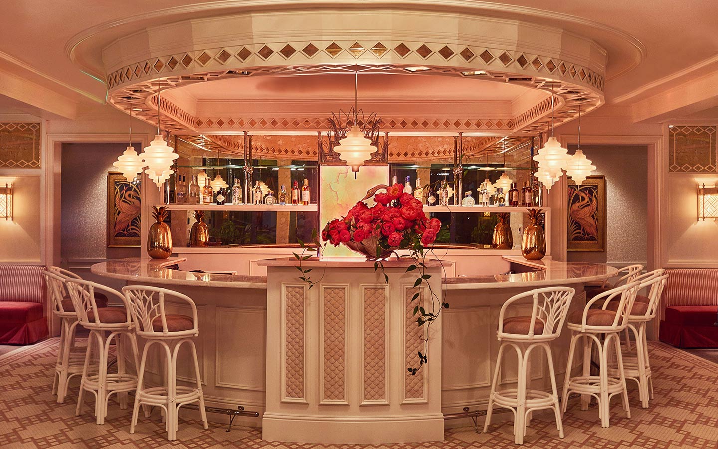 Bar area at Swan & Bar Bevy